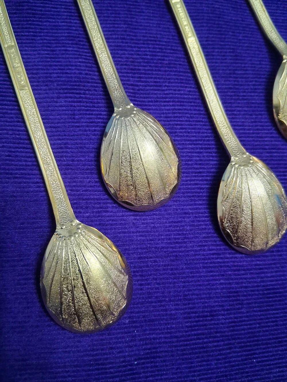 Vintage Janis 24K Gold Plated Long Spoons Iced Tea Cocktail Dessert Shell Shaped